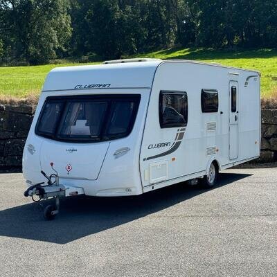 2012 Lunar Clubman ES - 4 Berth- Central dinette - End washroom - 1460KG