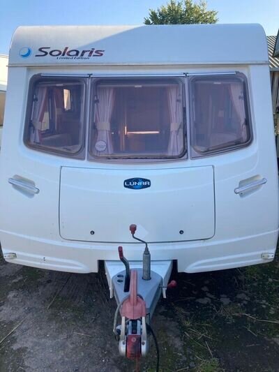 2006 Fixed Bed Lunar caravan