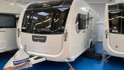 New 2025 Elddis Avante 554 Transverse Island Fixed Bed 10 YR Body shell Warranty