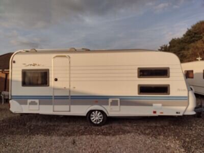 Hobby de luxe easy 5 berth Caravan 2004 with bunk beds