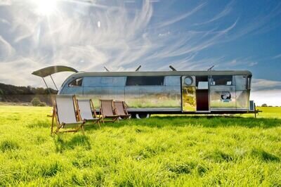 Airstream style 1950 vintage caravan Spartan Mansion