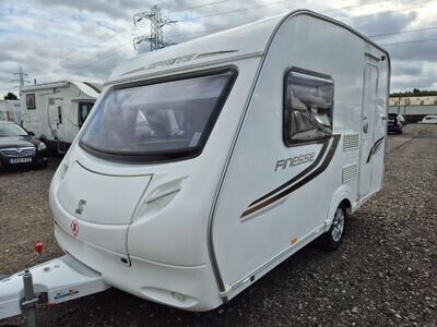 2011 SPRITE FINESSE 2 BERTH LIGHTWEIGHT CARAVAN IN EXCELLENT CONDITION