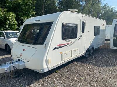 ELDDIS ODYSSEY 650 - 2012 - FIXED SINGLE BEDS - MOVER & AWNING - PRISTINE