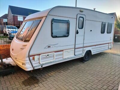 Sterling Eccles 4 Berth Fixed Bed Caravan With Awning