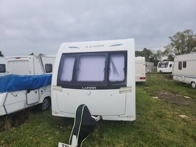 LUNAR LEXON 470 CARAVAN 2 BERTH END WASHROOM MOTOR MOVER 2015