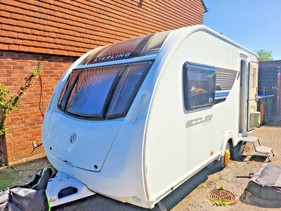 caravan Sterling eccles sport 442 (2012)