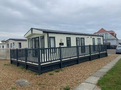 SEAVIEW ON THE SOUTH COASTS BEST LOVED HOLIDAY PARK