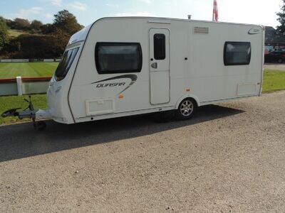 2012 LUNAR QUASAR 534 4 BERTH FIXED BED CARAVAN LOVELY CONDITION INSIDE & OUT