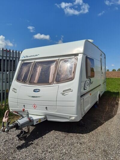 Lunar Quasar 462 2 berth caravan