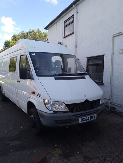 Off Grid Camper Van for sale 2004 mercedes sprinter lwb