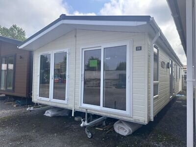 FULLY CENTRAL HEATED & DOUBLE GLAZED ATLAS LILAC LODGE - 2013 MODEL