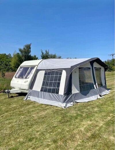 Stearling 4 berth caravan with full size awning and motor mover