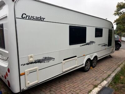 2008 Elddis Crusader Super Cyclone 4-Berth Twin-Axle Caravan, With Motor Movers