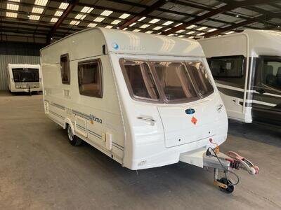 DEPOSIT TAKEN - Lunar Ultima 462 - 2 Berth End Washroom Caravan