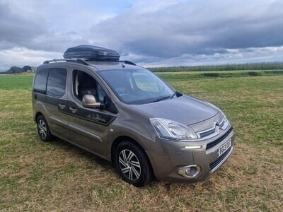 Citroen Berlingo Micro-camper ,like Peugeot partner ,doblo, caddy, automatic!!!