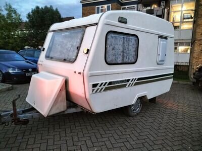 1991 Jetstream Freedom 2 Berth Caravan With Awning