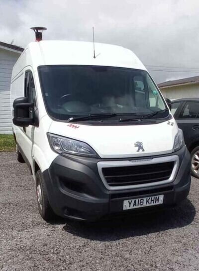 Peugeot Boxer Stealth Camper 2018