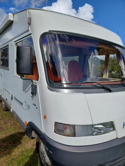 Hymer B584 Campervan