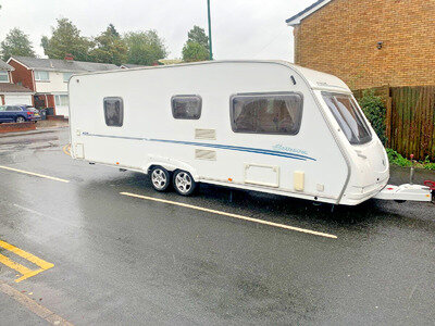 TWIN WHEEL FIXED BED CARAVAN STERLING EUROPA 620 .... 2007 ...END BATHROOM