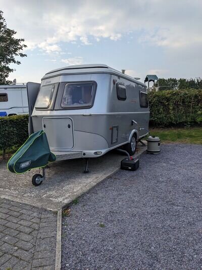 Eriba Triton 420 gt caravan