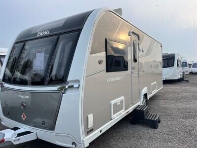 4 BERTH ELDDIS CRUSADER MISTRAL 2017 FIXED ISLAND BED WITH MOTOR MOVER&PACK