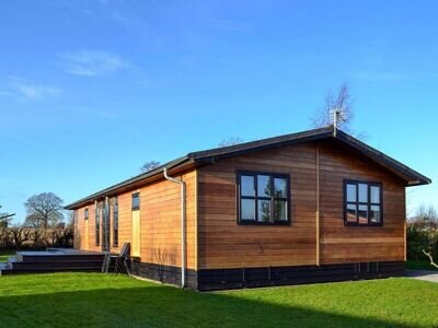 Stunning 4 BED Large Bespoke Lodge 48FT X 22FT