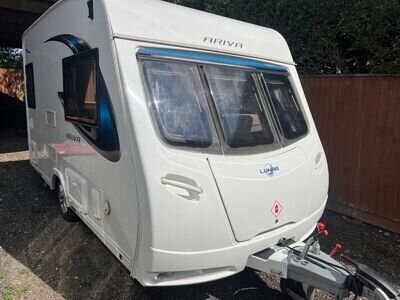 lunar ariva 2017 small lightweight caravan with movers & solar may px