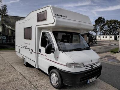 Peugeot BOXER 270 TD SWB AVANTGARDE 100 4 BERTH 02 PLATE