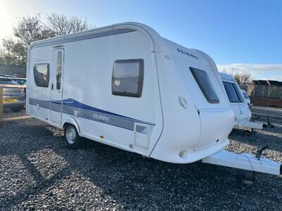 2010 Hobby De Luxe 460 ufe fixed double bed