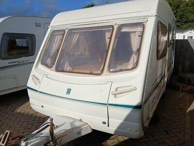 2002 Abbey Aventura 317 5 berth touring caravan, no damp, no soft floors