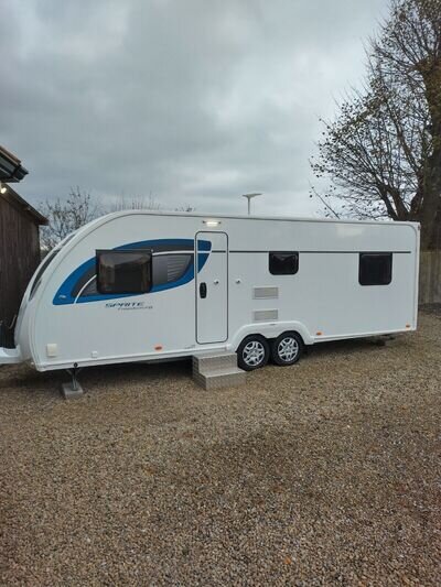 2016SWIFT SPRITE FREEDOM TOURING CARAVAN 6 BERTH TWIN AXLE CRIS REG STUNNING