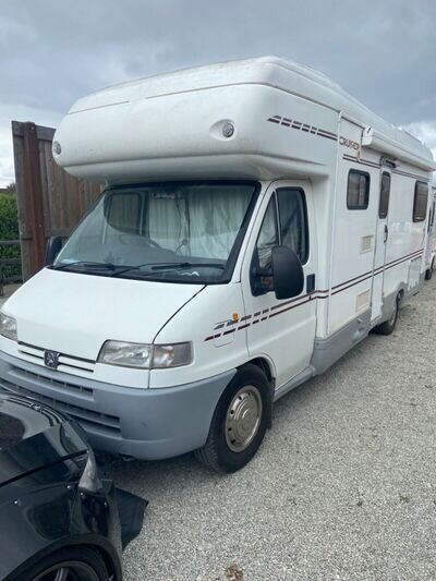 Peought boxer cruiser motor home 2001.. 39800miles