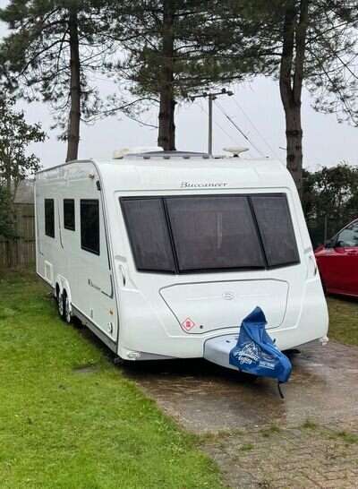 Buccaneer schooner Caravan