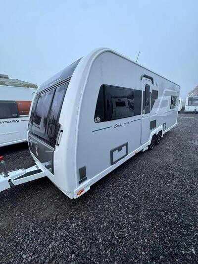 2015 BUCCANEER CARAVEL- 4 BERTH CARAVAN