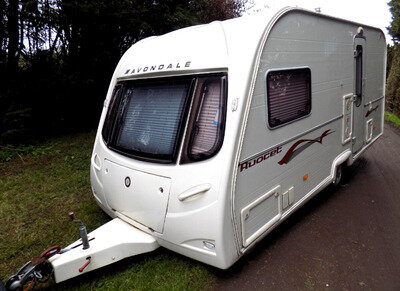 Avondale Avocet - 2 berth caravan with motor mover, awning, lots of accessoriess