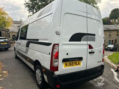 2019 RENAULT MASTER CAMPERVAN LWB H/T NEW CONVERSION 5 BERTH,LOW MILES FSH