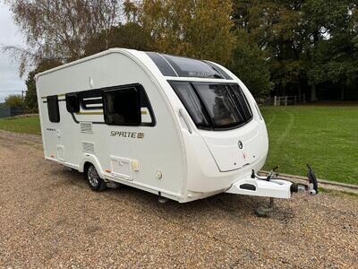 2016 SWIFT SPRITE ALPINE 2 - CARAVAN - END WASHROOM