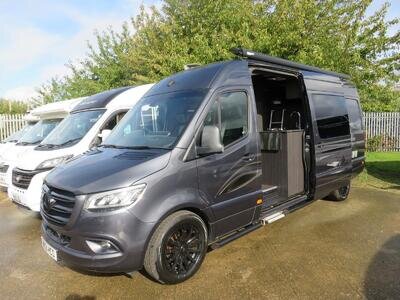 Mercedes-Benz MCLAREN SPORTS MOTORHOME 3.0 CDI PREMIUM RAC VAN