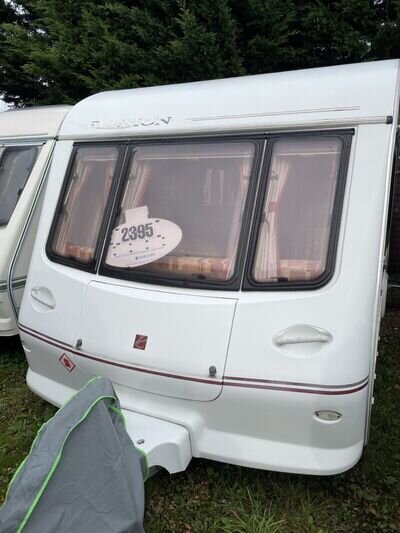 elddis elusion 4 berth caravan 2002 good condition