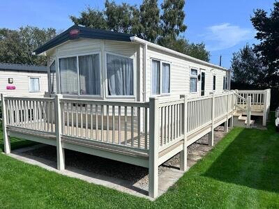 CARNABY OAKDALE BRAND NEW SITED AND WITH FULL LARGE DECKING NEAR SCARBOROUGH