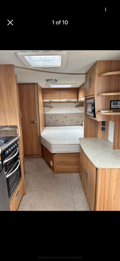 Caravan Lunar Cosmos 534 4 berth