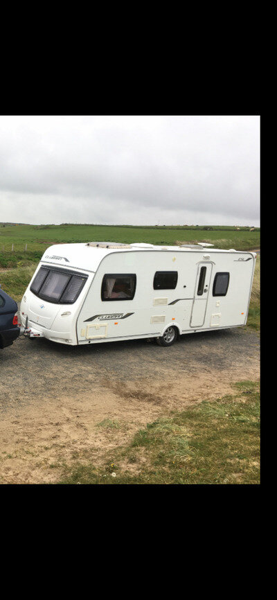 Lunar Clubman ESL 2010 4 Berth Touring Centre Dinette End Bathroom