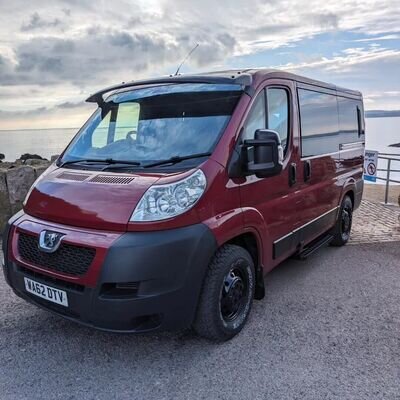 Peugeot Boxer off grid campervan