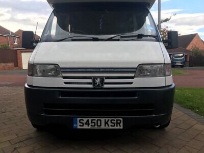 Peugeot BOXER 320 MWB AUTO-SLEEPER Executive