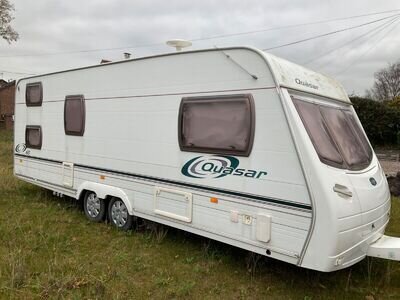 Luna Quasar 615 Twin Axle With Motor Mover,3/4 Awning And More