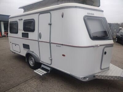 2022 Eriba Triton 540 Touring Fix Double Bed