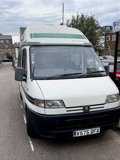 Peugeot auto sleeper symbol high-top camper van