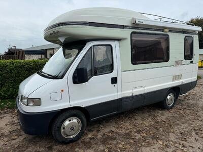 Autosleeper Executive Peugeot 1.9TD Only 33K 4 Berth 5,9m Length