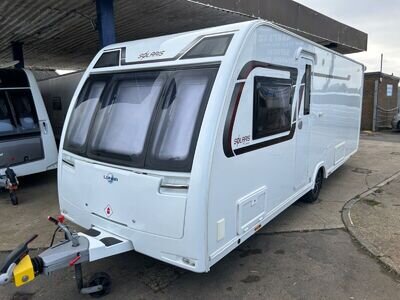 2016/4 Lunar Solaris 574 island bed end bathroom