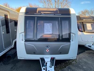 2015 Buccaneer Caravel - Rear Island Bed Mid Washroom - WAS £20995